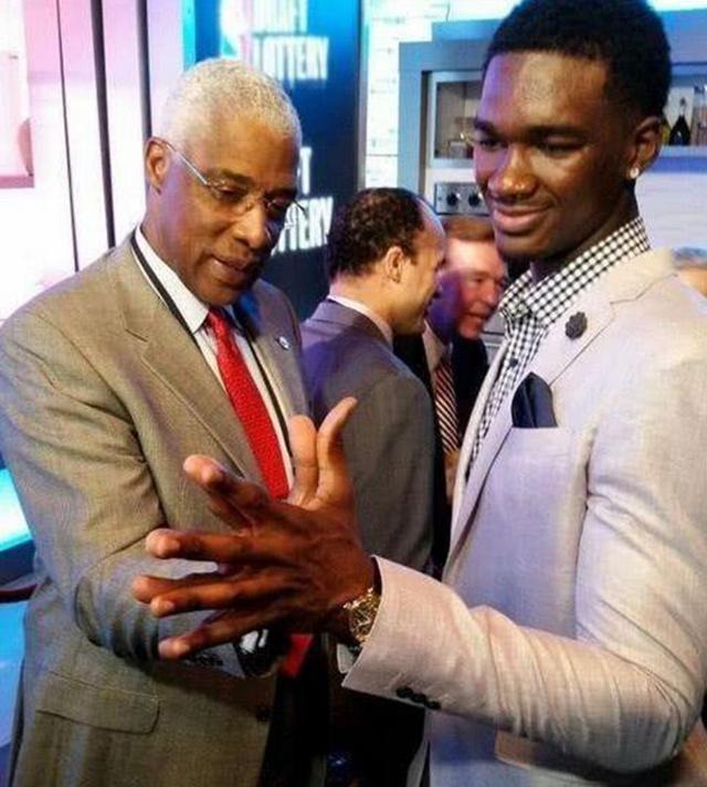 稳图优先 稳图优先