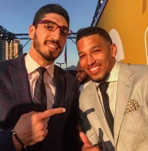 上的两种路 上的两种路