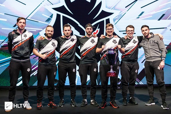 既要看到当 既要看到当